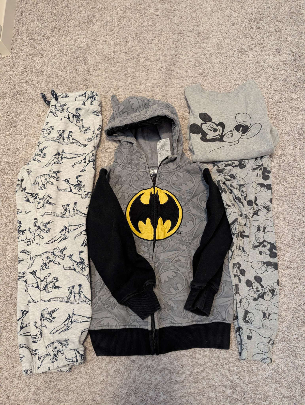 Boys 5T bundle (pj's, joggers, hoodie), Kids 5/5T