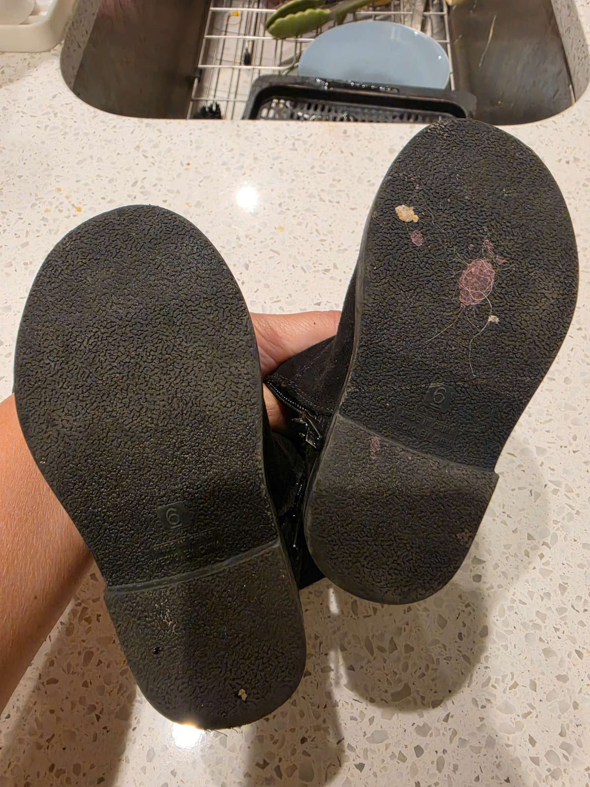Old navy size 6 black boots, Shoes 6 (Walkers:12-24 mth)