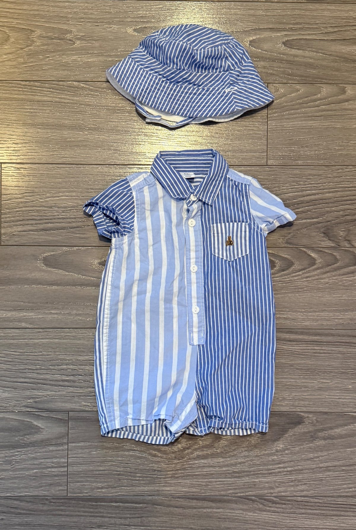 Two Piece Baby Gap Striped Outfit (3-6 Months), Kids 6 Month (3-6M)