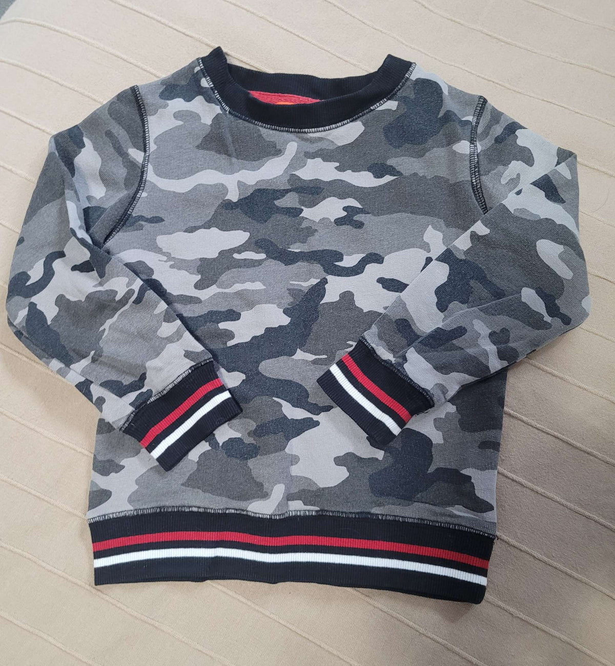 Camouflage sweater , Kids 4/4T