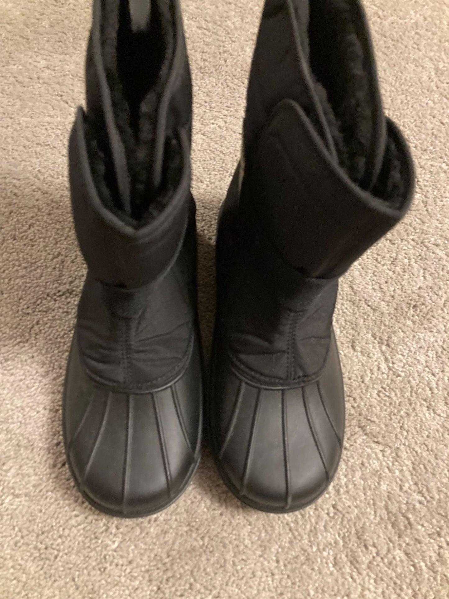 Children’s Place - Snow Boots - Big Kids Size 5, Shoes 3 (Kids:4-8yr)