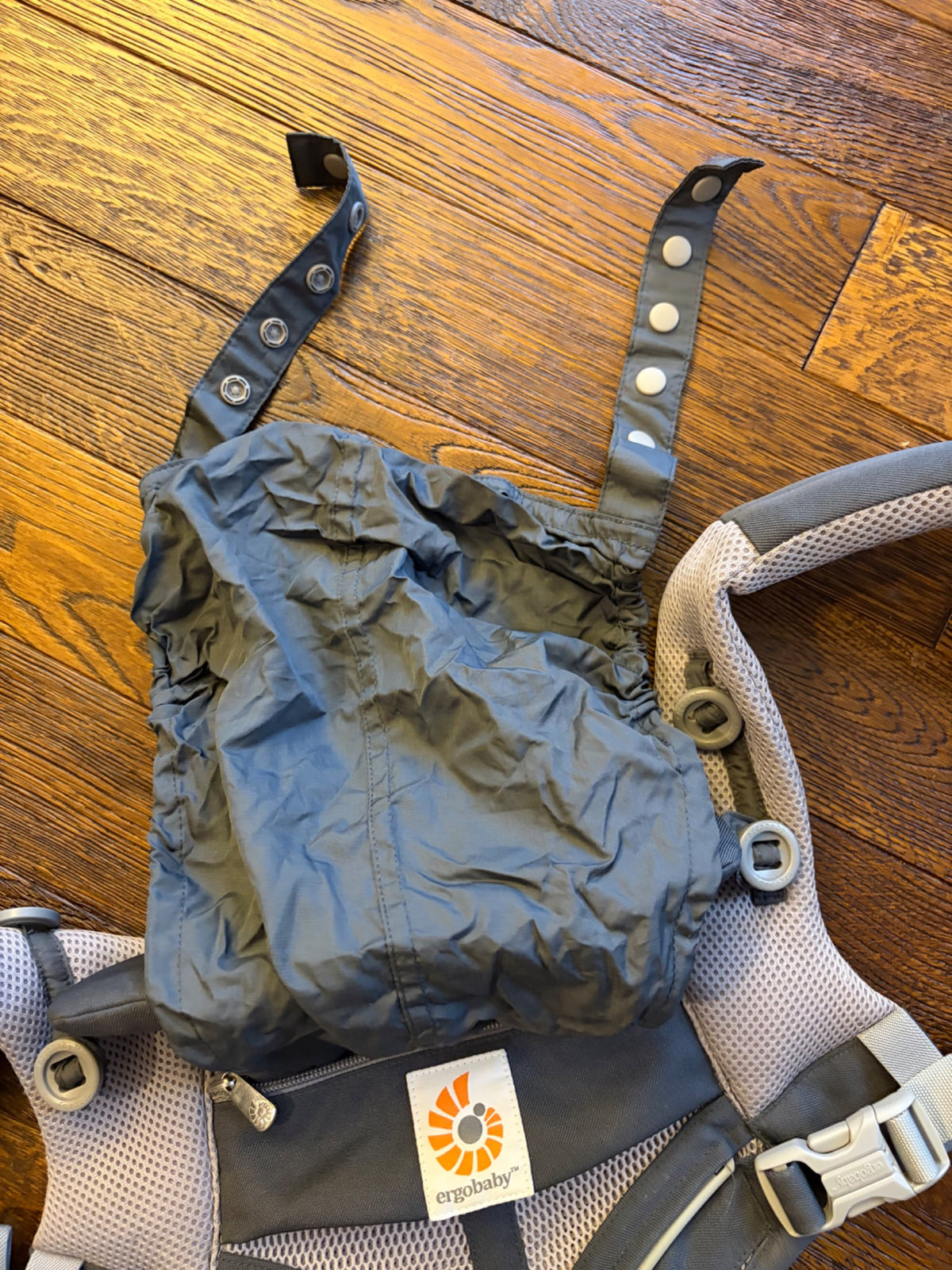 Ergo Baby Omni 360 cool air mesh