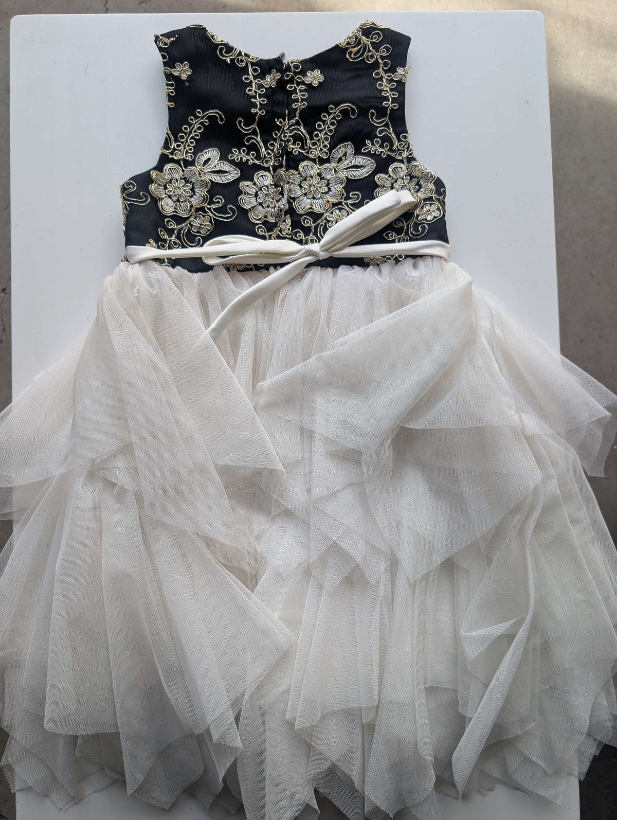 American Princess, Formal Tulle Christmas Party Dress, Black/Gold/White, Size 5, Kids 5/5T
