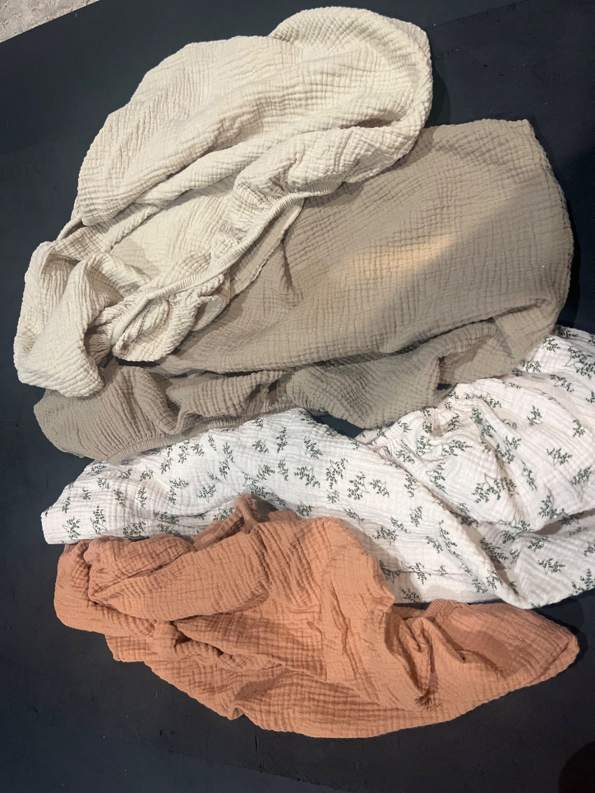 Lulumoon Muslin change pad covers