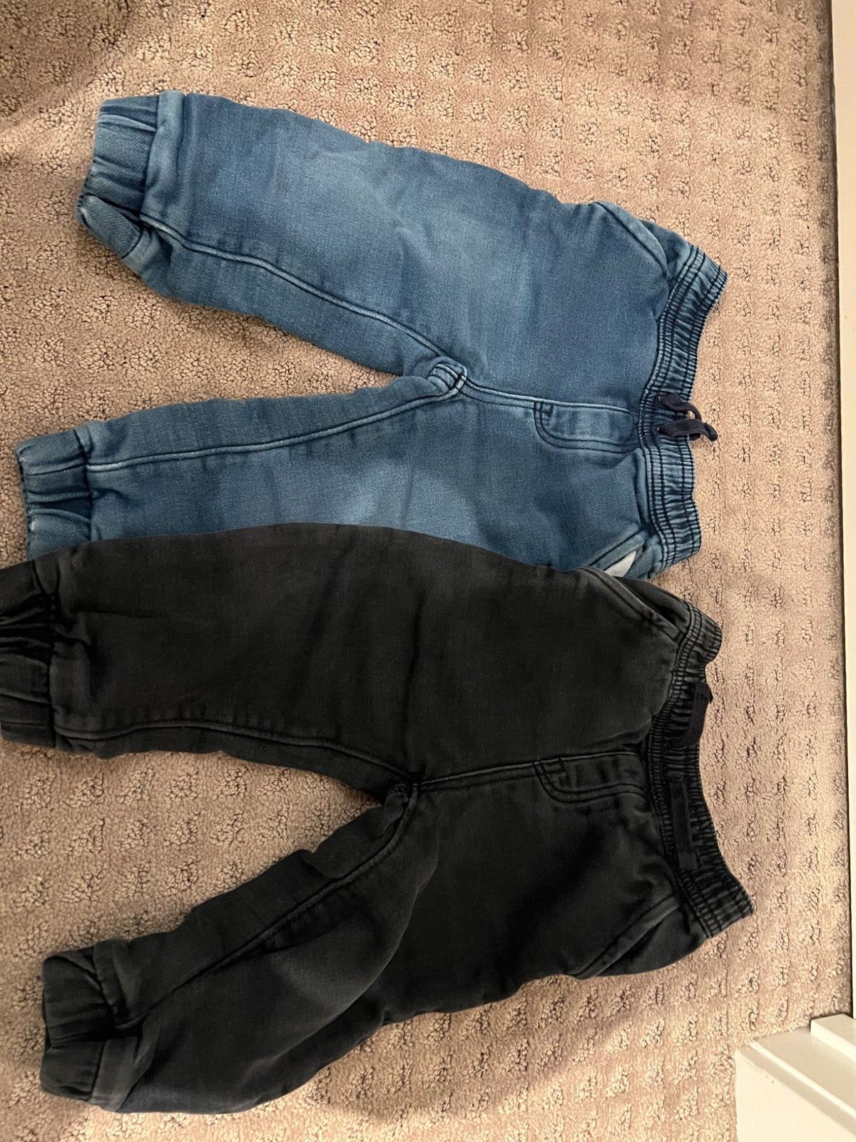 Black and Blue Jeans 6-12m, Kids 9 Month (6-9M)