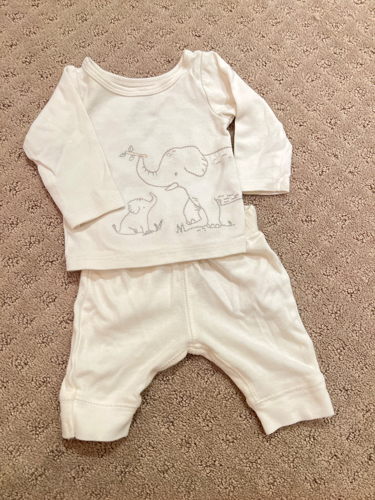 Nb elephant outfit , Kids Newborn