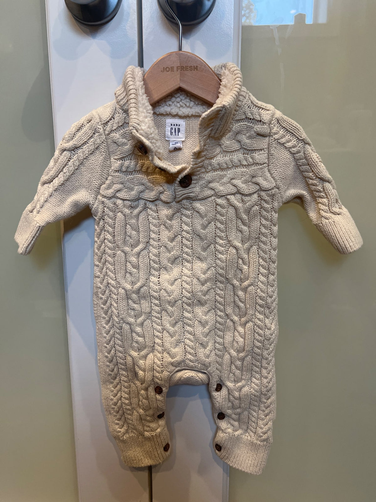 GAP knit onesie , Kids 3 Month (0-3M)