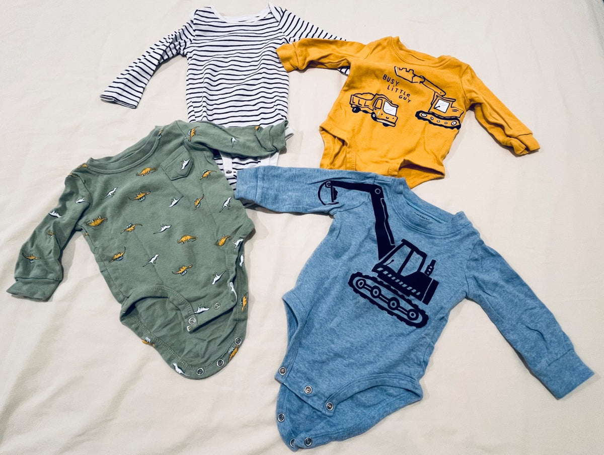 Carter’s long sleeves 4-pack diaper shirts, Kids 6 Month (3-6M)