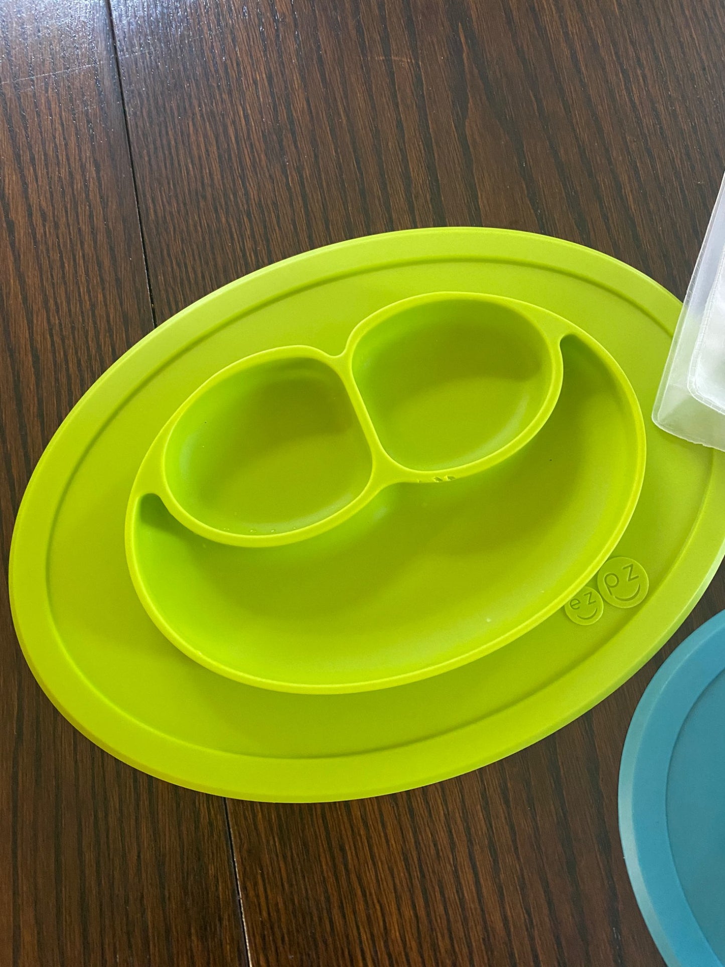 EZPZ 2 placemats and carry bag