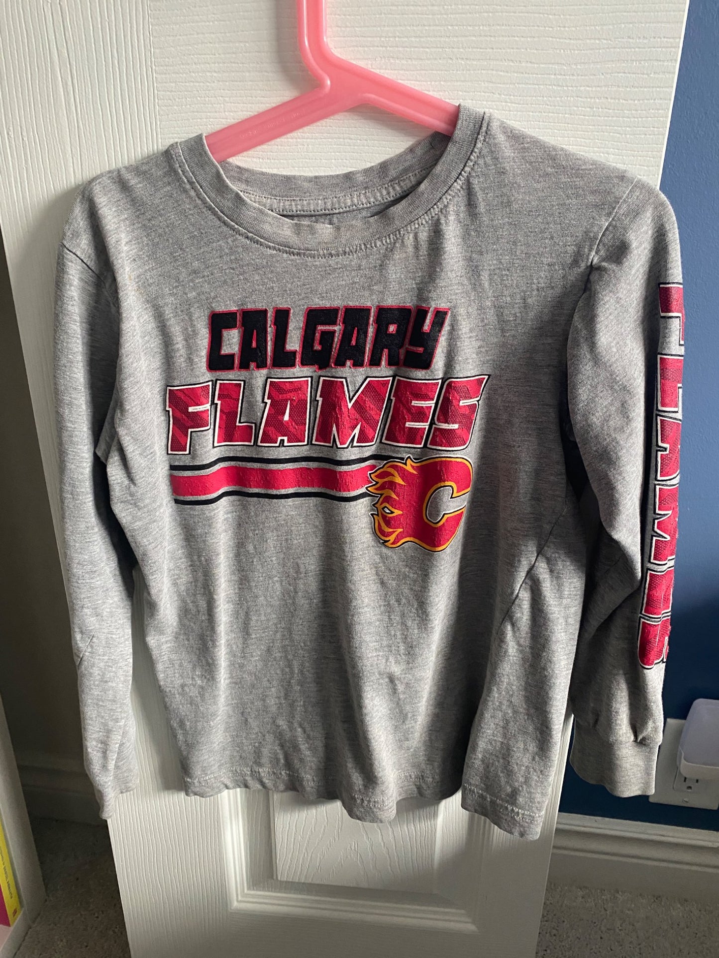 Calgary Flames Shirt , Kids 6/6X