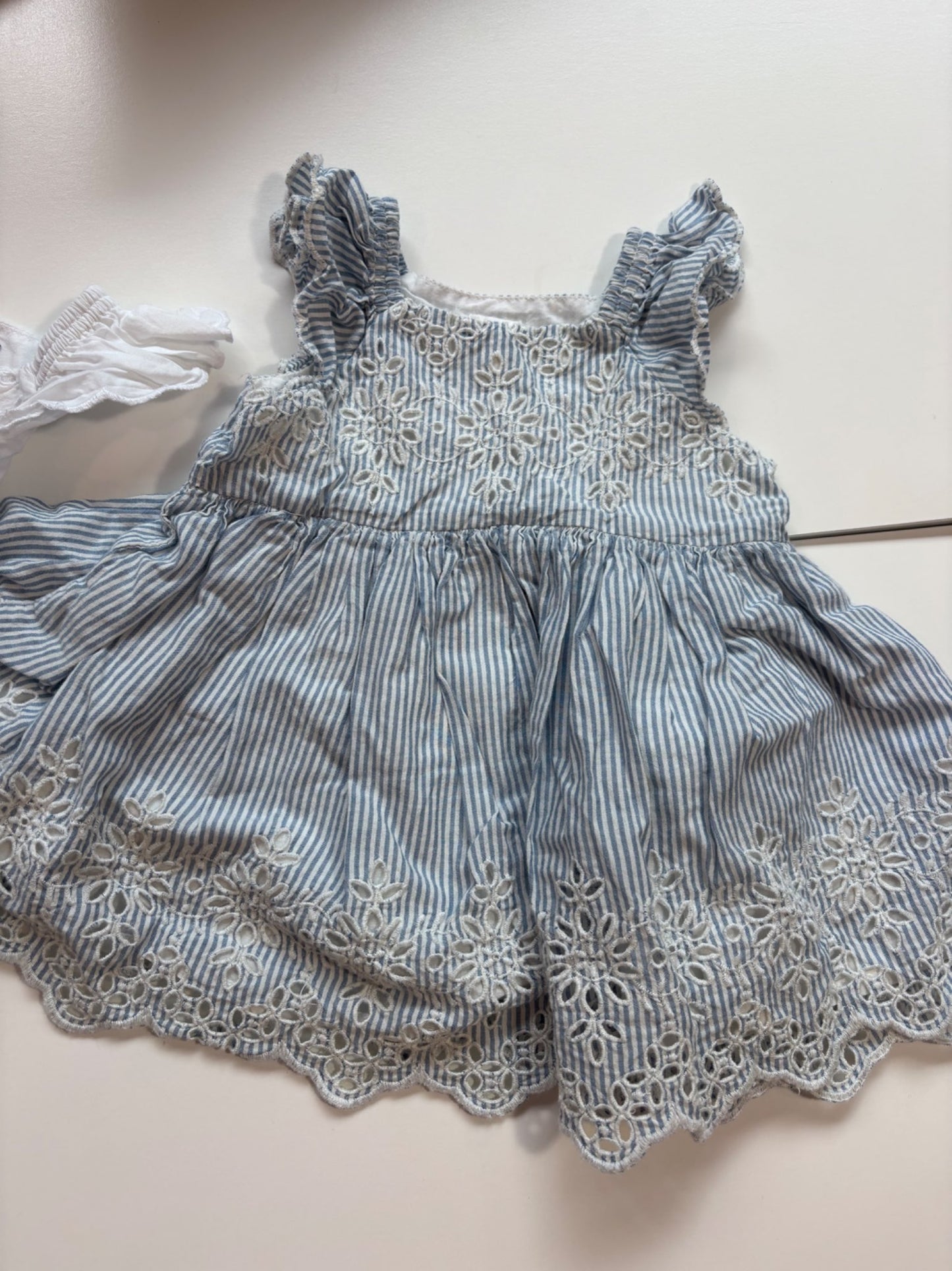 3-6m 2 Gap cutout dresses, Kids 6 Month (3-6M)