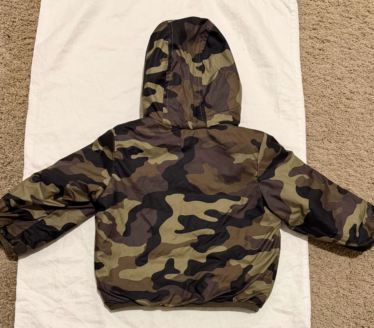 The North Face Camo Reversible Puffer Coat 6-12M, Kids 12 Month (9-12M)