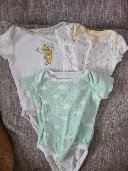 Disney 0 to 3 month onsie, Kids 3 Month (0-3M)