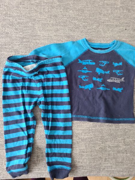Carter's 18 month 2 piece pjs, Kids 18 Month (12-18M)