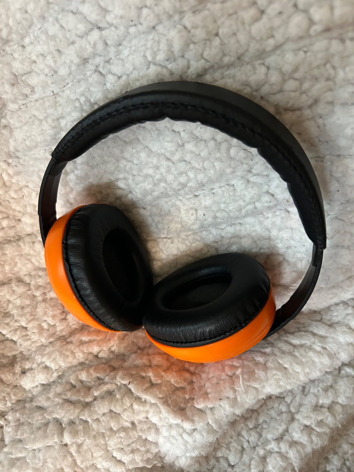 Kidco WhispEars Child Hearing Protection noise cancelling ear muffs