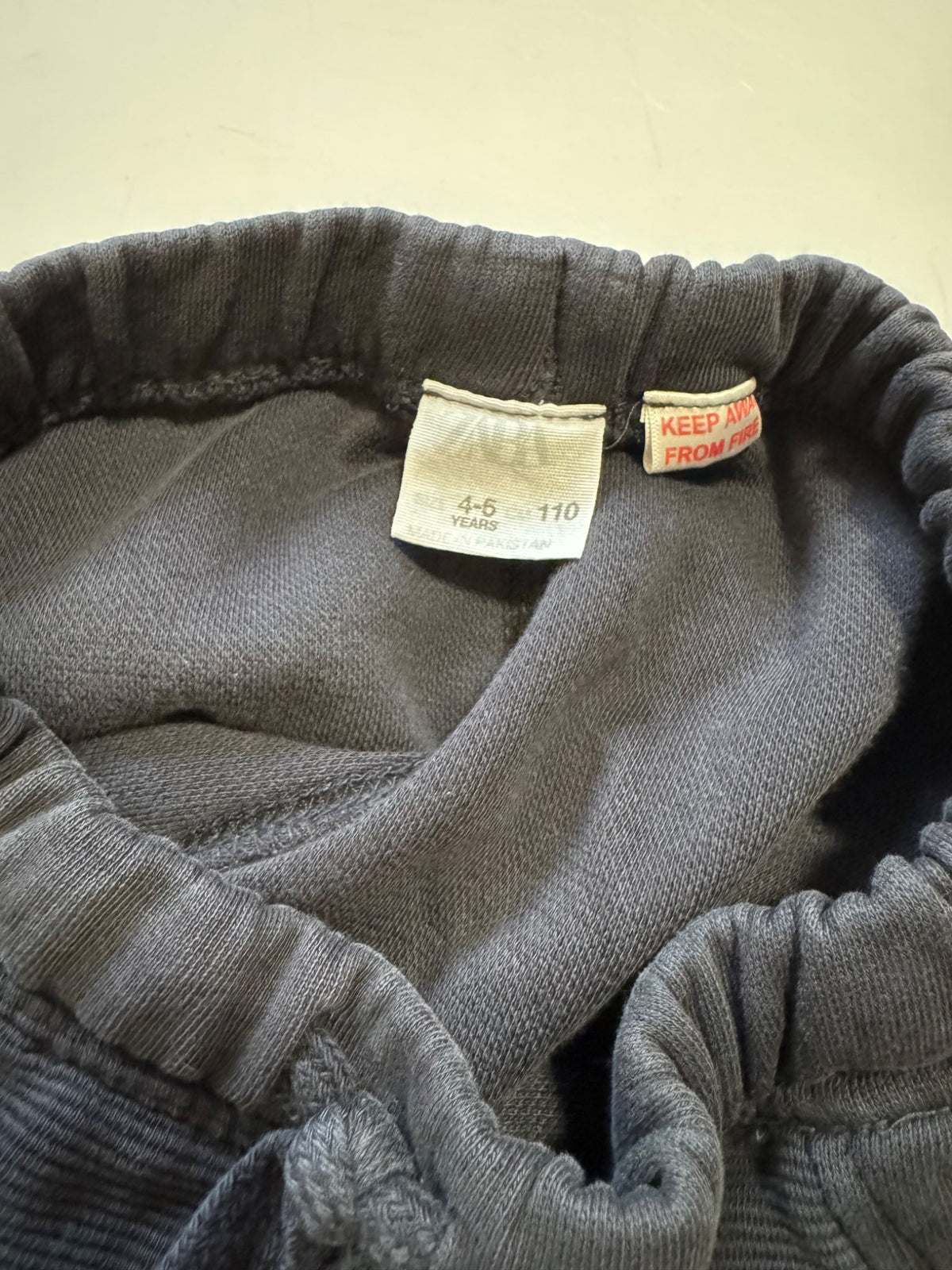 Zara boys pants Size 4-4 years (black), Kids 4/4T