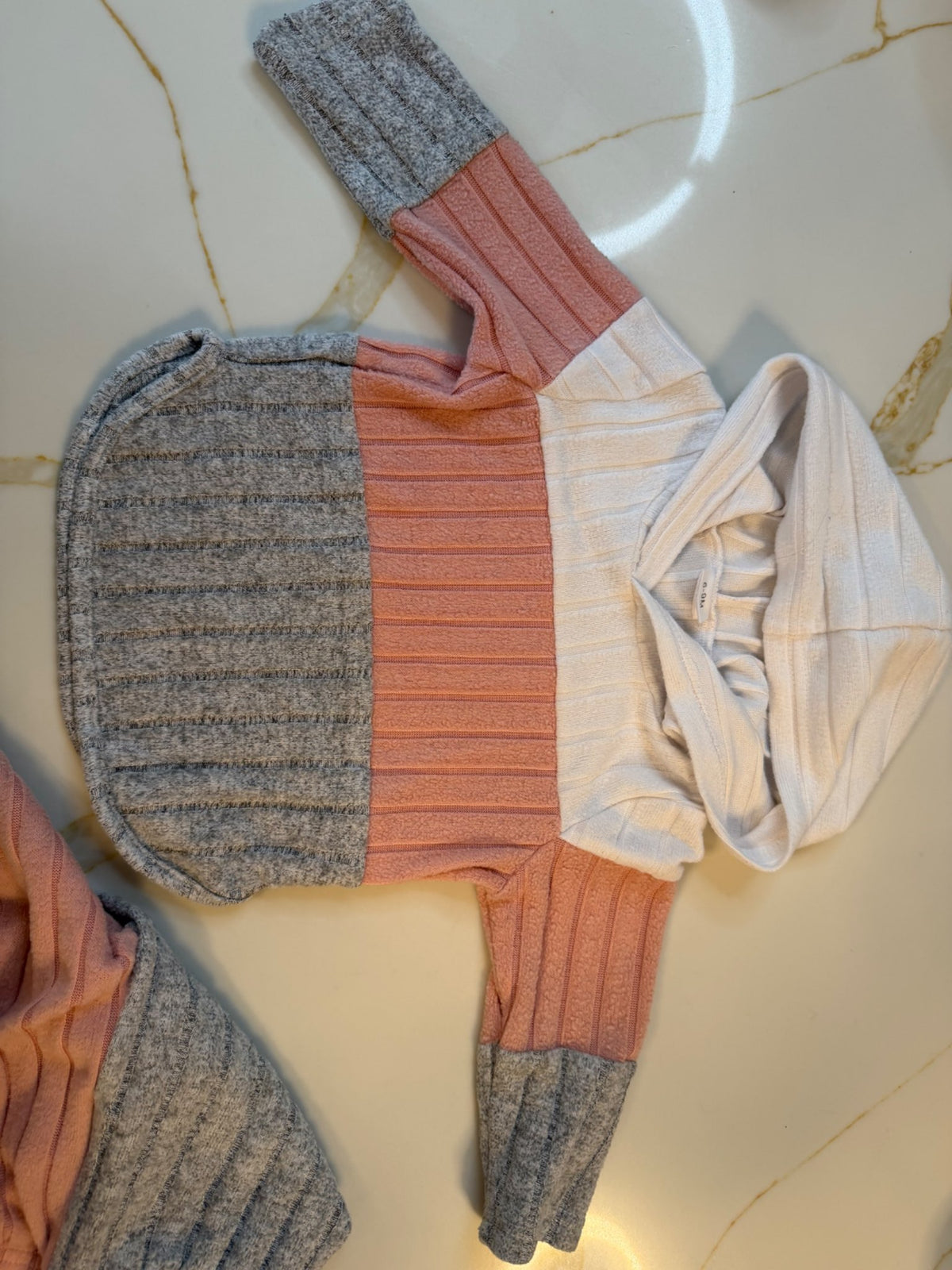 Pink, white and grey outfit 6-9month, Kids 9 Month (6-9M)