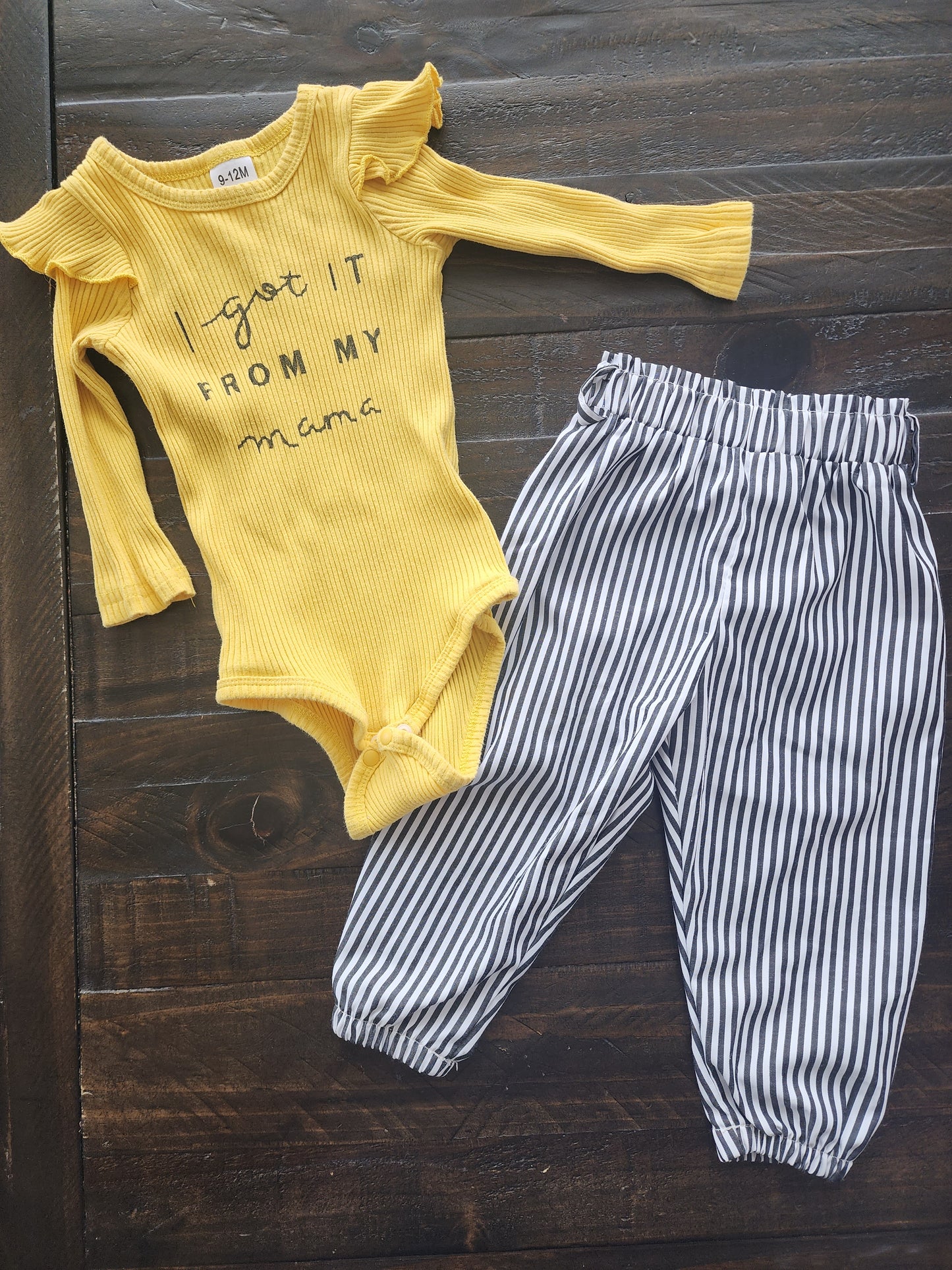9-12M I got it from my Mama outfit, Kids 9 Month (6-9M)