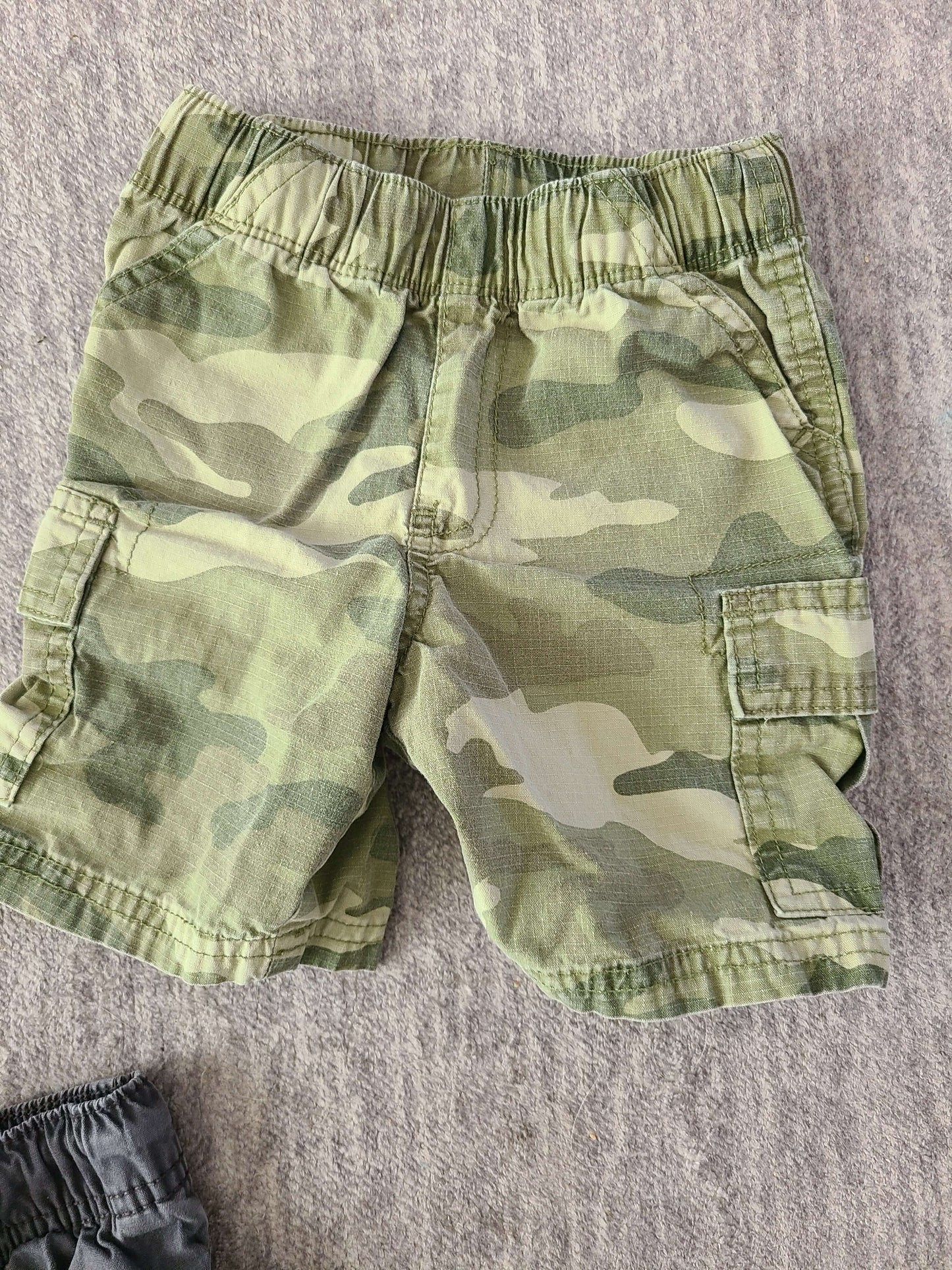2T boys shorts.. 3 pcs, Kids 2T