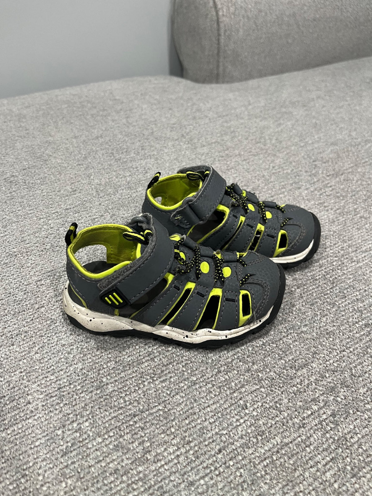 Size 7 toddler sandal, Shoes 7 (Walkers:12-24 mth)