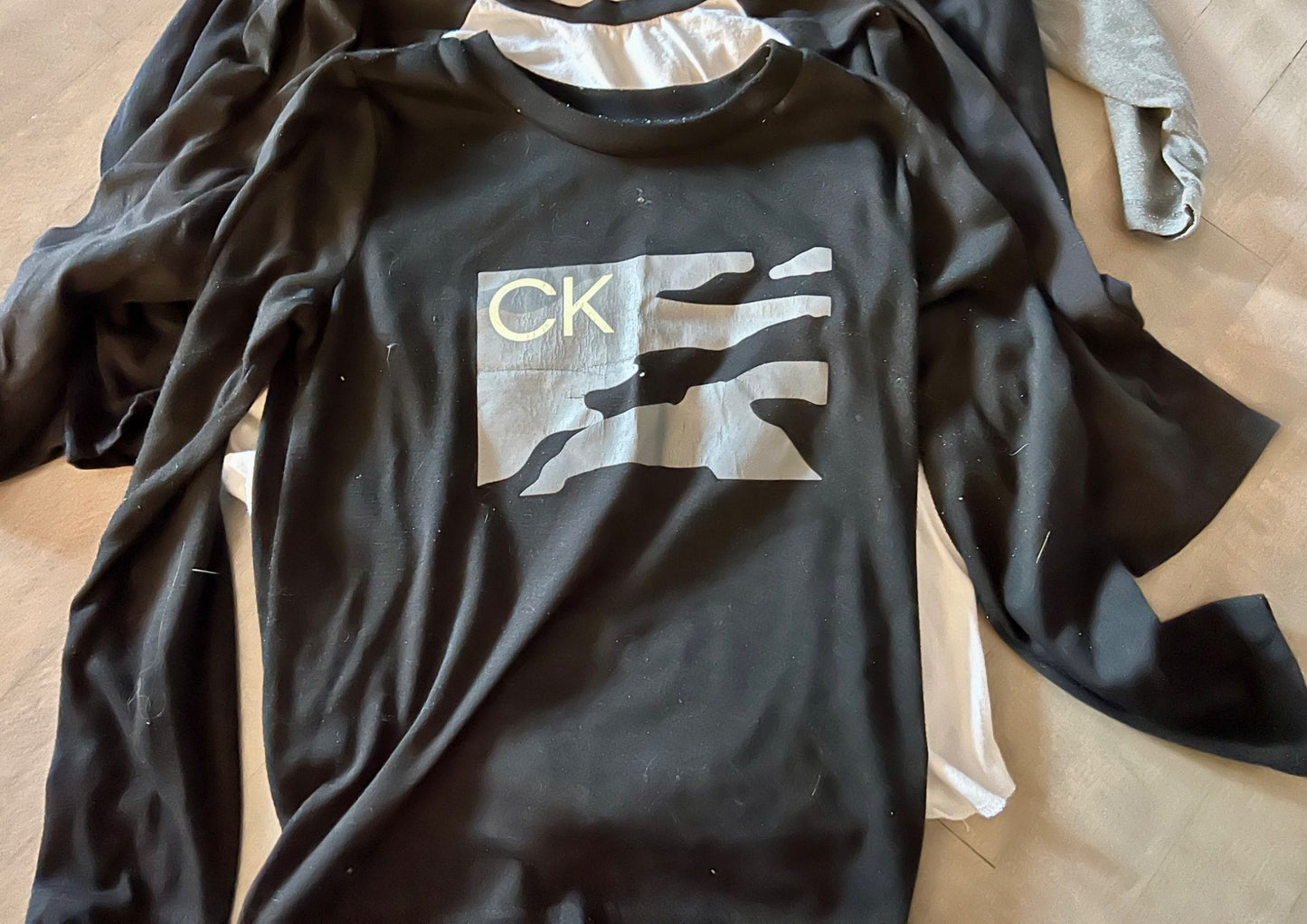 Long sleeve tee bundle, Kids 10 (medium)