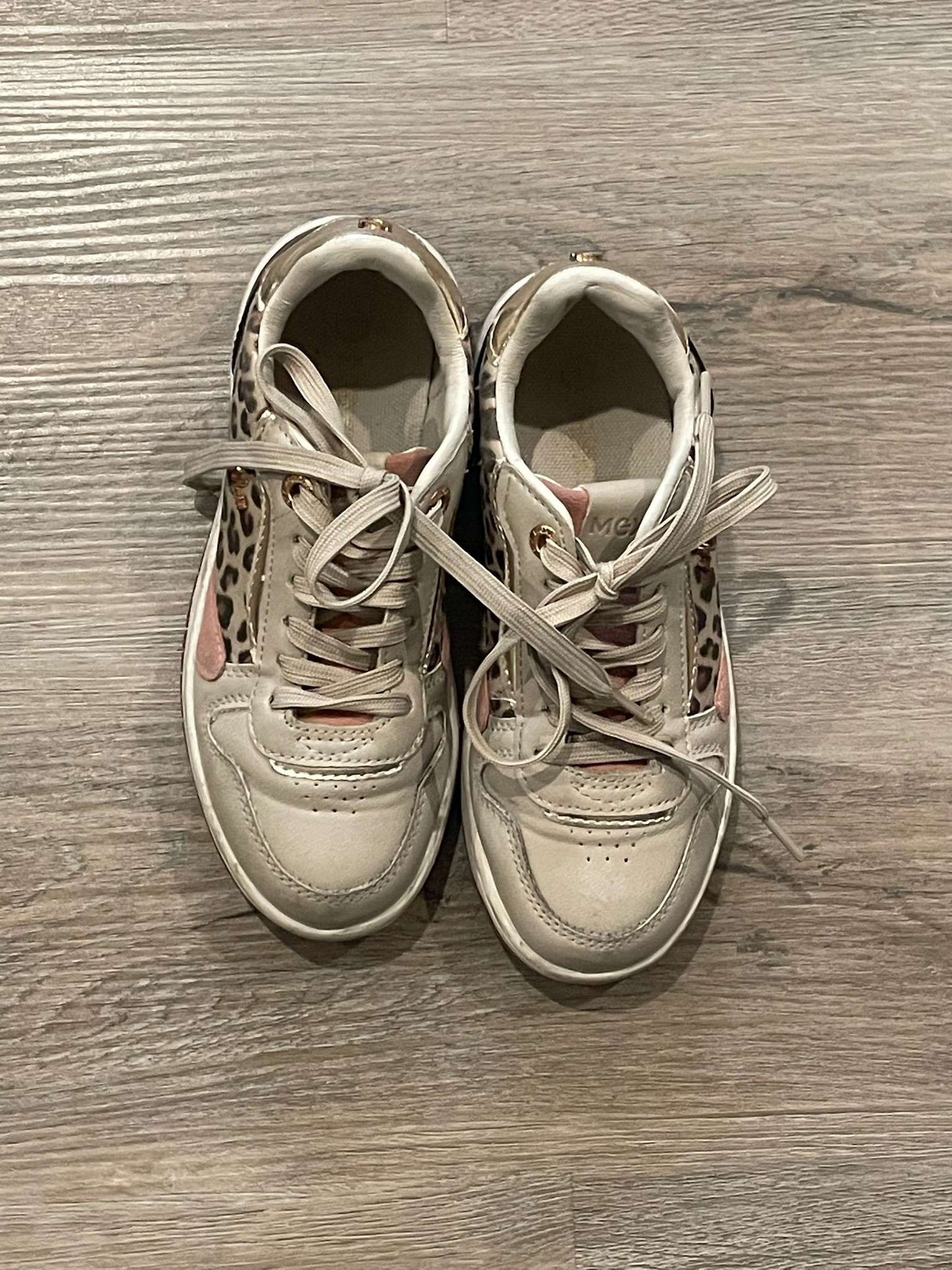 Mexx Sneakers Size 1, Shoes 1 (Kids:4-8yr)