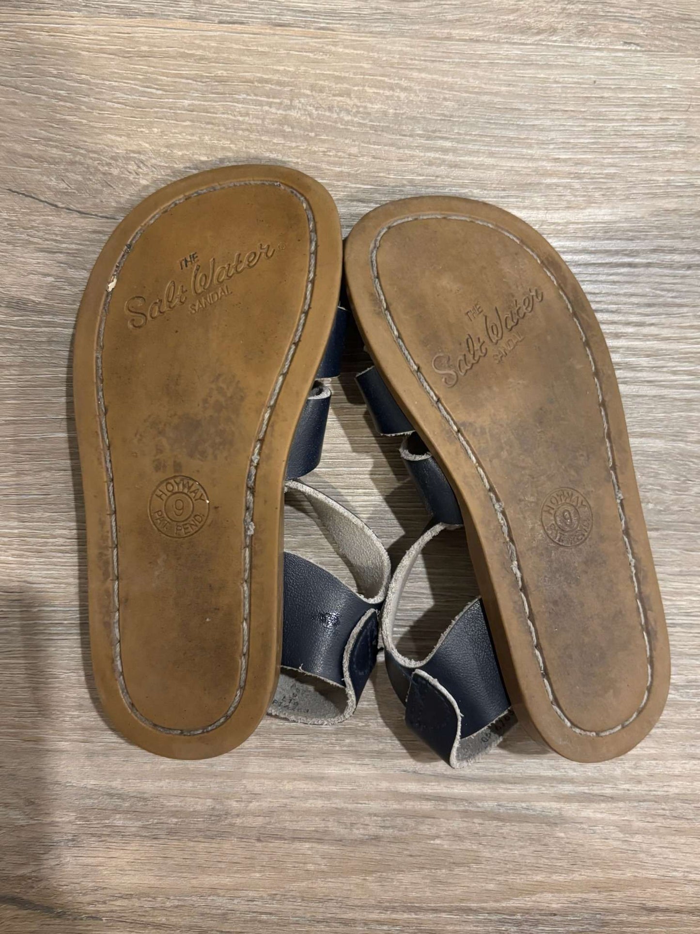 Salt Water Sandals Original Toddler Size 9, Shoes 9 (Toddler:2-4yr)