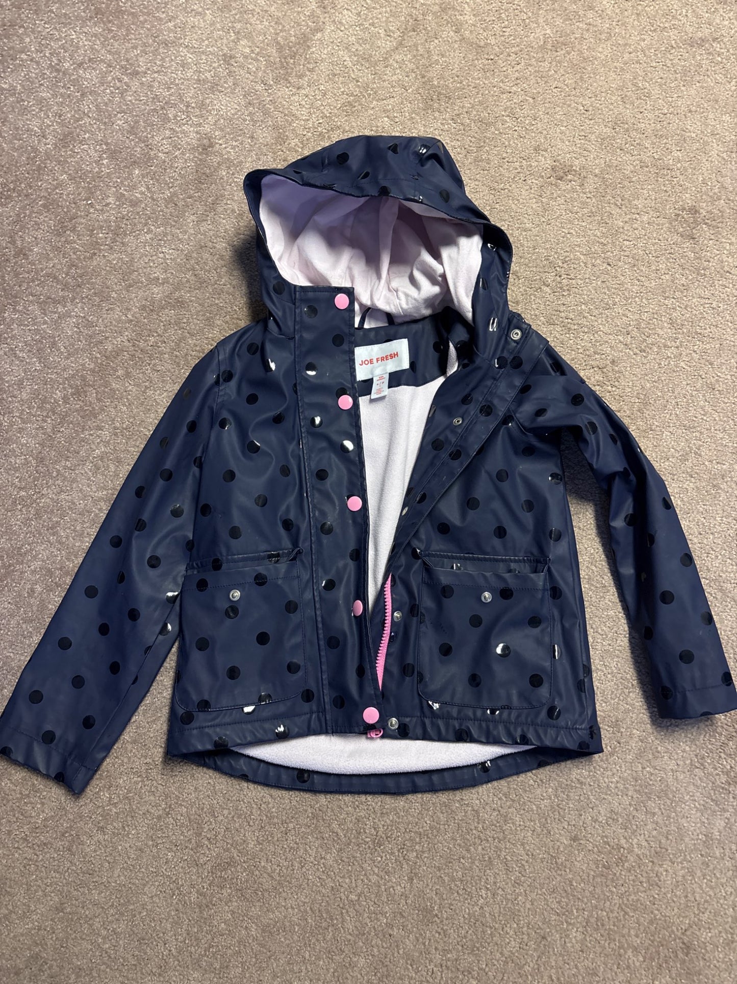 Rain jacket size 6, Kids 6/6X (extra small)