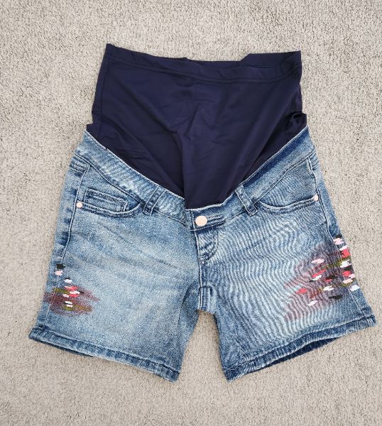 Thyme Maternity denim Shorts, XS, Maternity XS (0-2)
