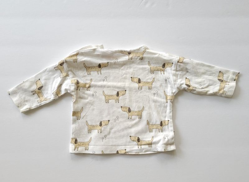 Zara dog long sleeve shirt, 1-3 months, ecru, VGUC, Kids 3 Month (0-3M)