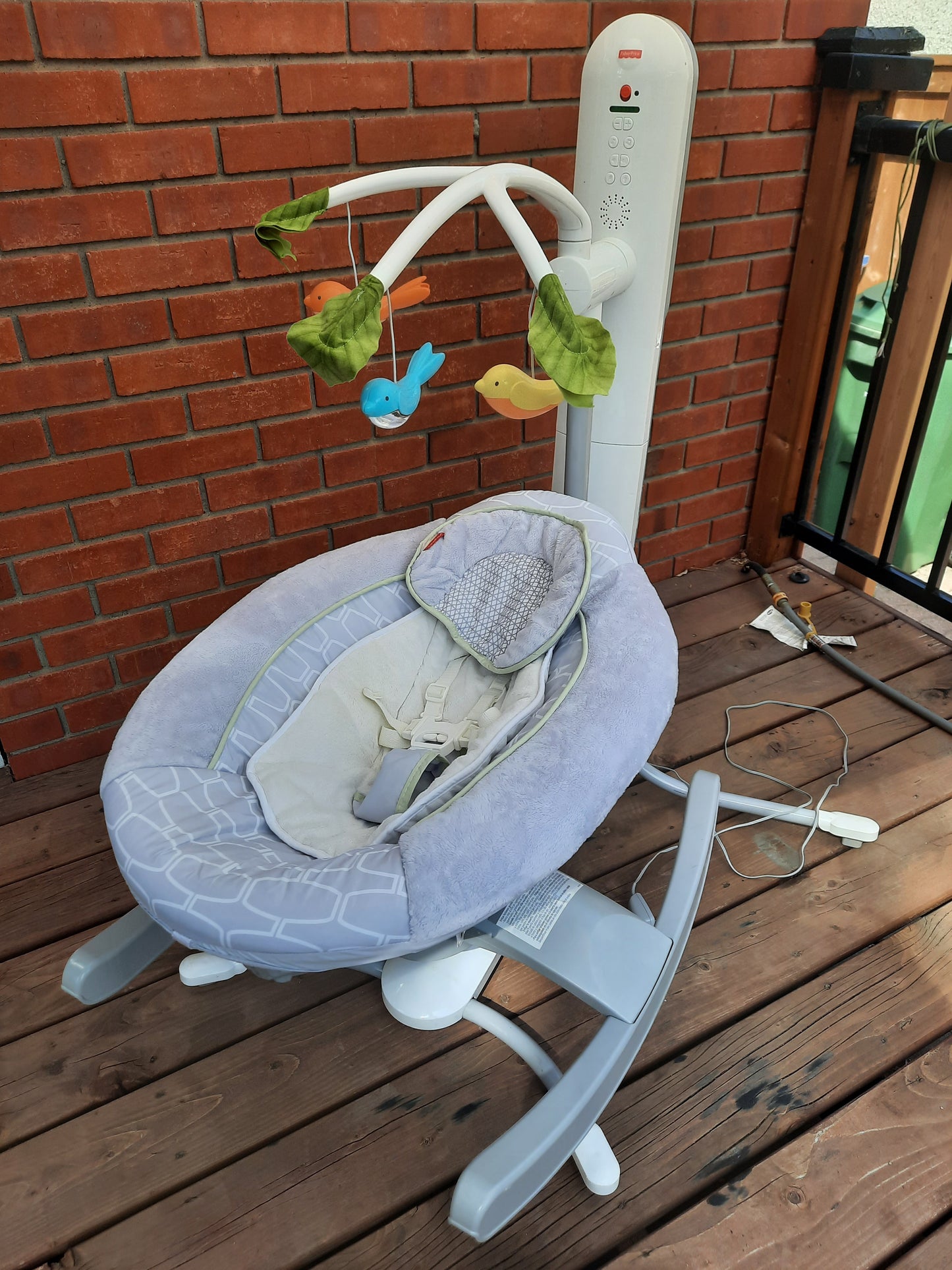 Fisher Price 4-in-1 Cradle and Swing
