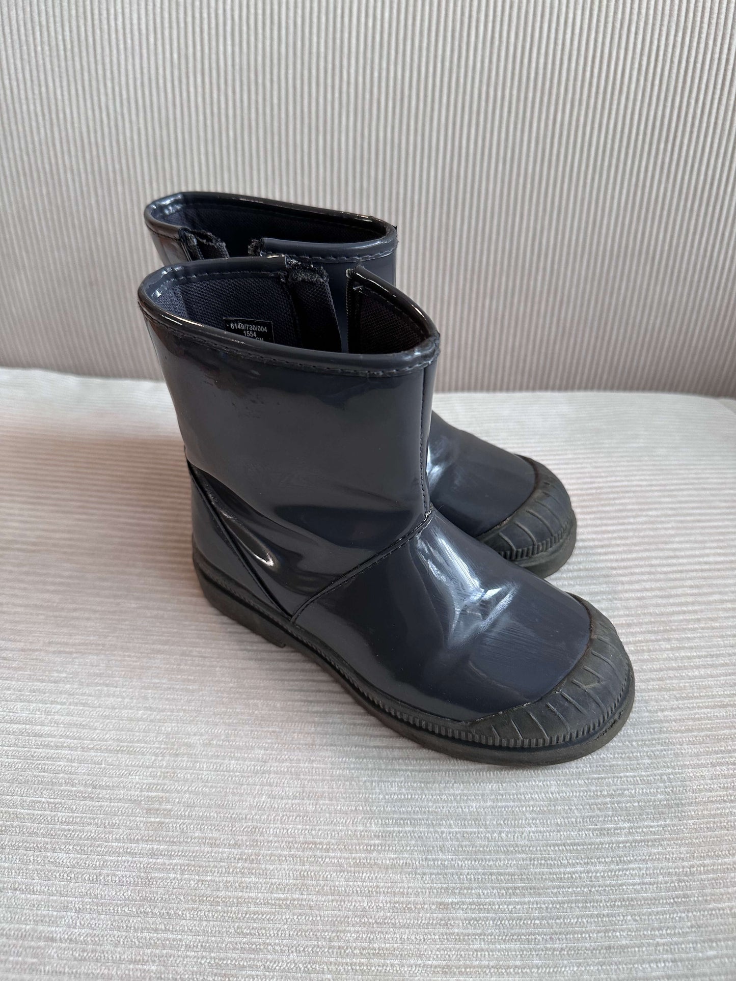 Zara zipper boots Euro 26/ 9.5 US , Shoes 9.5 (Toddler:2-4yr)