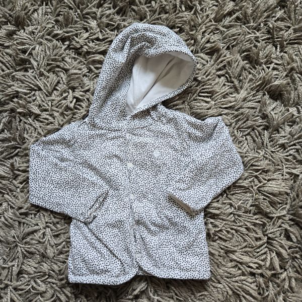 Noppies 95% Organic Cotton Double Layered Button up Jacket 4-6M - Reversible - White Inside Polka Dots, Kids 6 Month (3-6M)