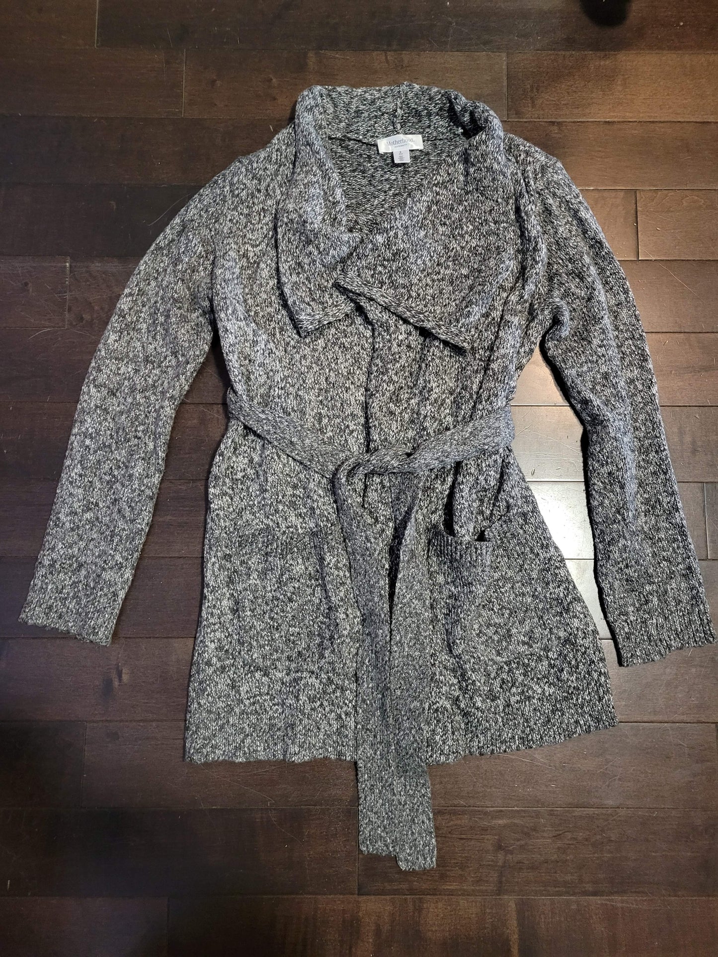 Small Maternity sweater, Maternity S (4-6)