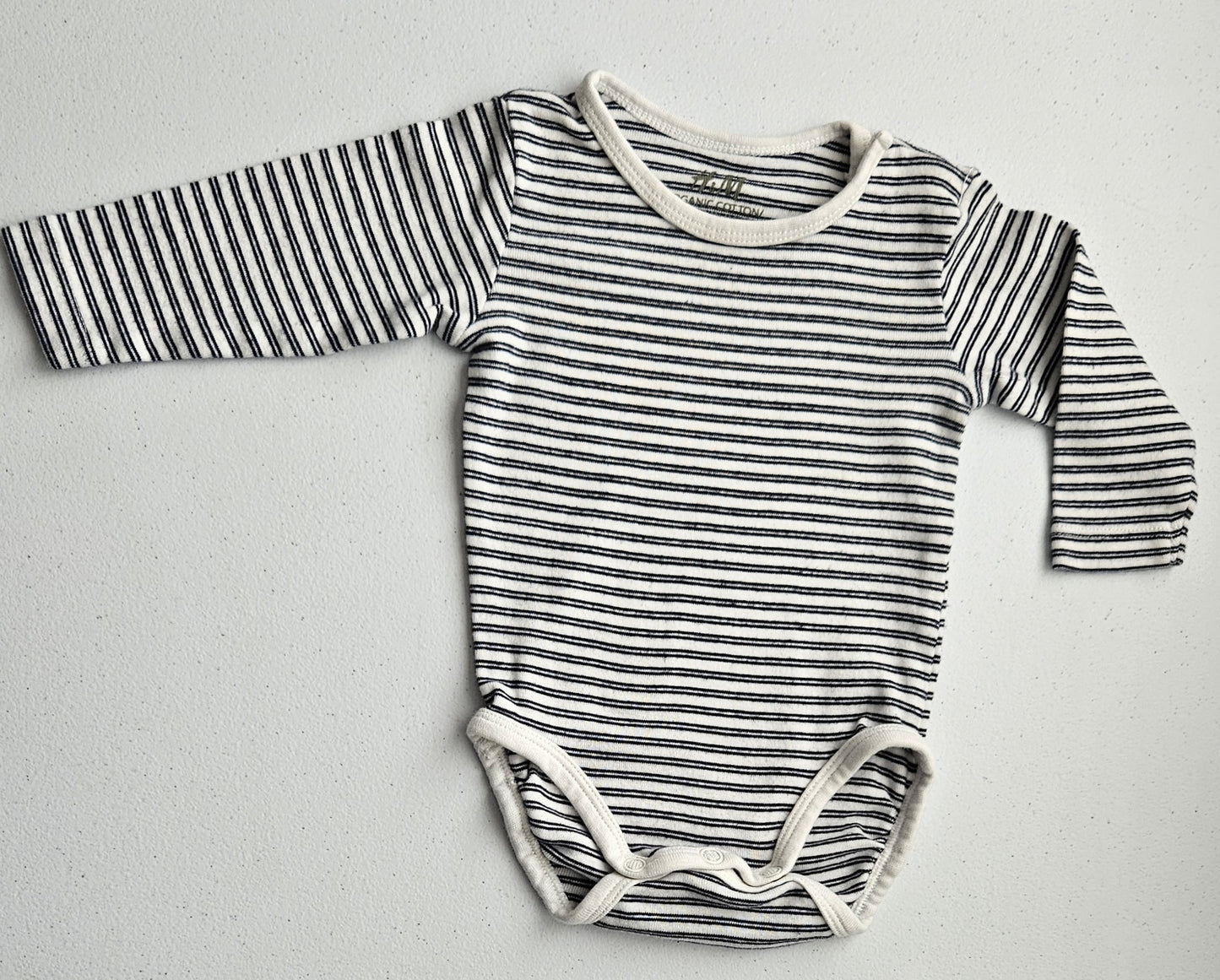 Black & White Striped, Long-Sleeved Onesie Top, H&M, 2-4M, Kids 6 Month (3-6M)