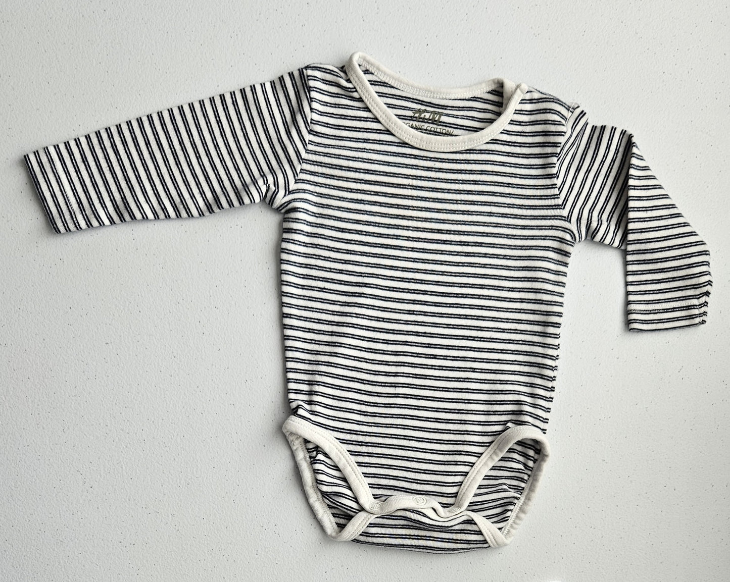 Black & White Striped, Long-Sleeved Onesie Top, H&M, 2-4M, Kids 6 Month (3-6M)