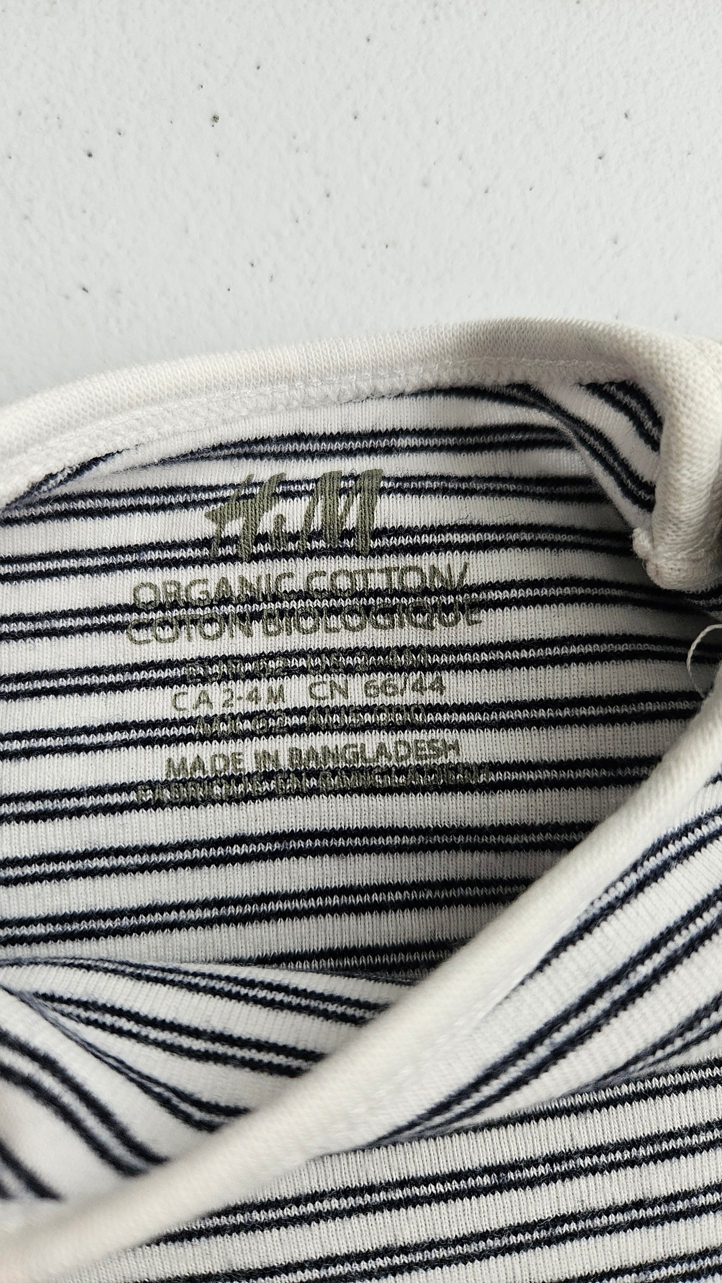 Black & White Striped, Long-Sleeved Onesie Top, H&M, 2-4M, Kids 6 Month (3-6M)