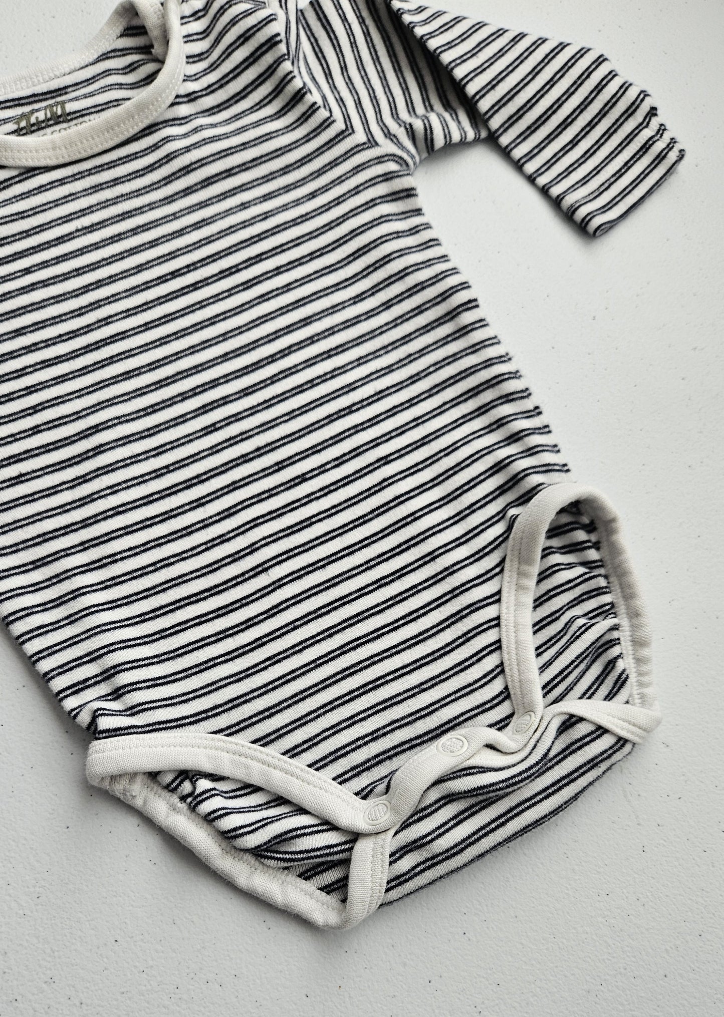 Black & White Striped, Long-Sleeved Onesie Top, H&M, 2-4M, Kids 6 Month (3-6M)