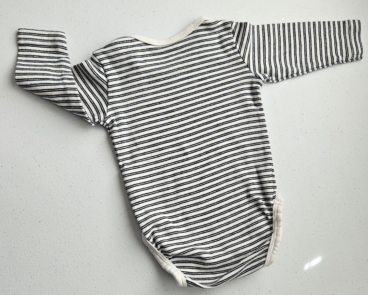 Black & White Striped, Long-Sleeved Onesie Top, H&M, 2-4M, Kids 6 Month (3-6M)