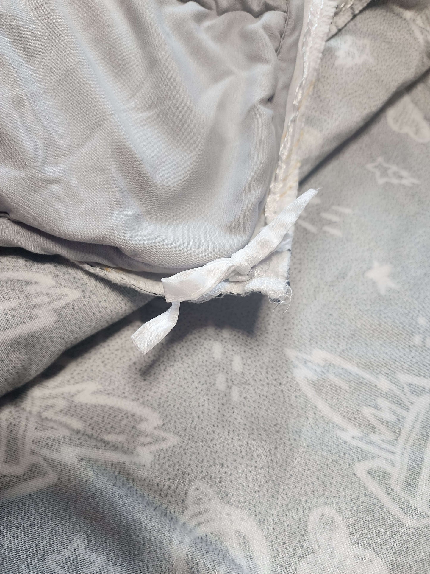 Child's weighted blanket 5lb with glass beads! MSRP $42 Reversible!