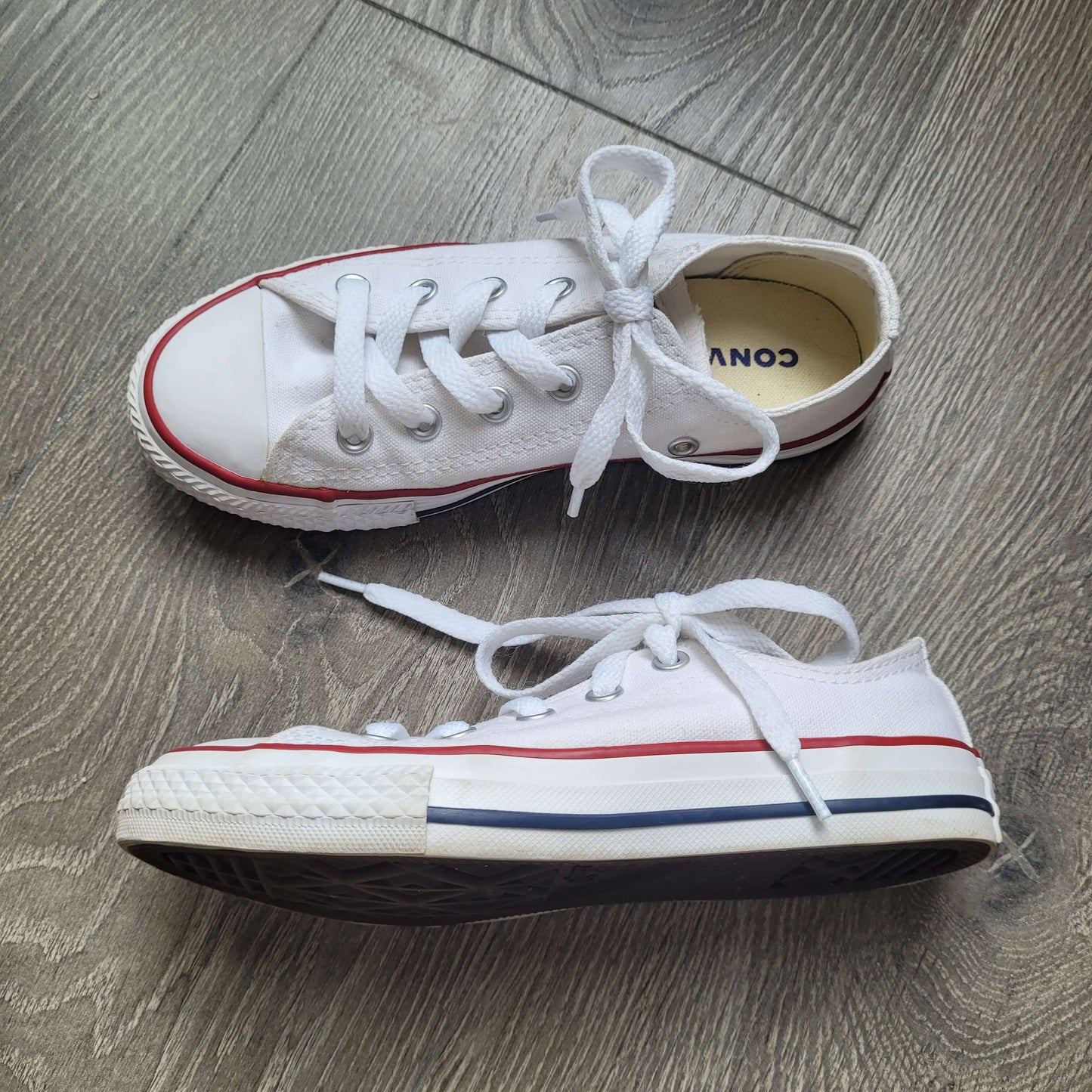 Kids' White Converse Size 13 EUC, Shoes 13 (Kids:4-8yr)