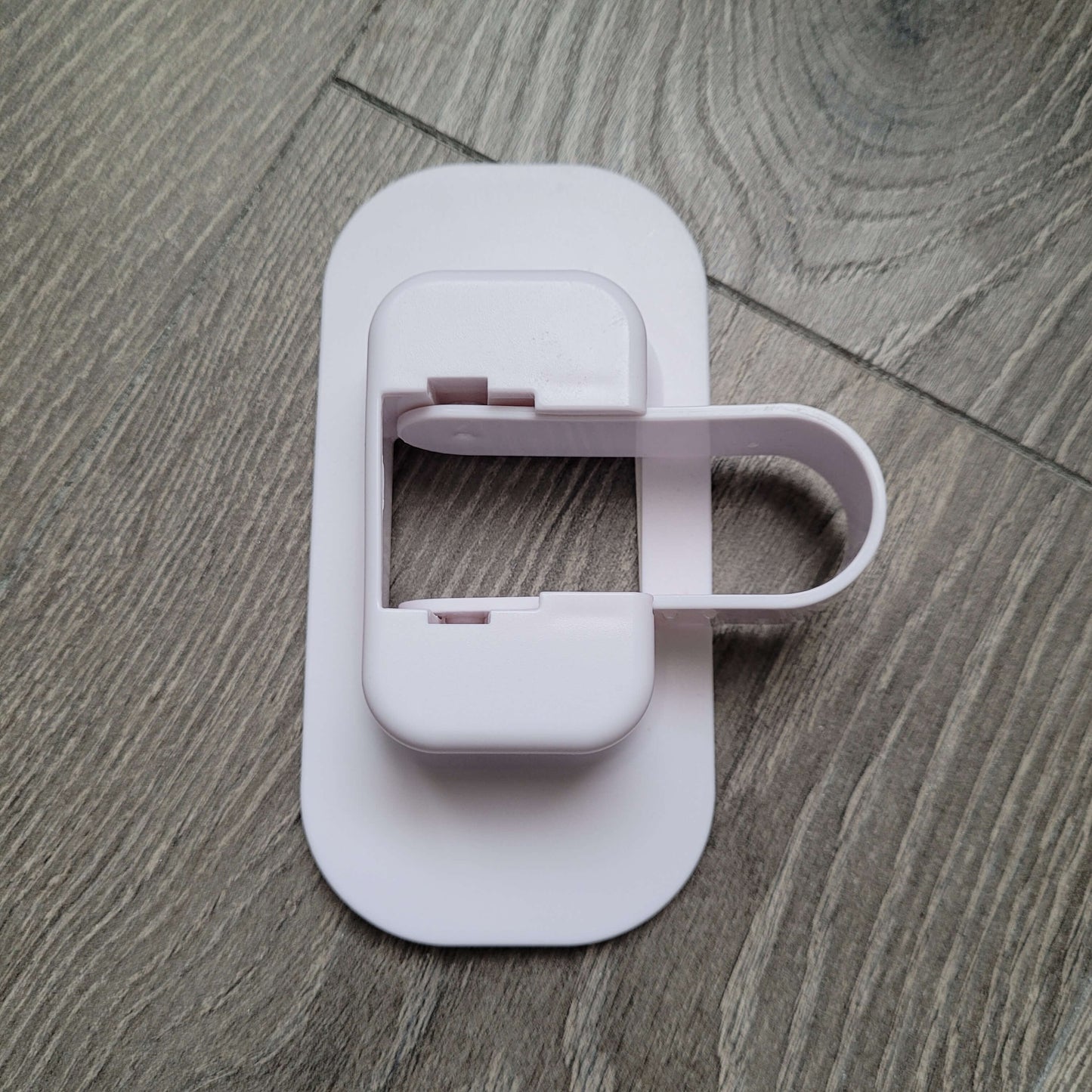 Dreambaby Adhesive Lever Door-Lock