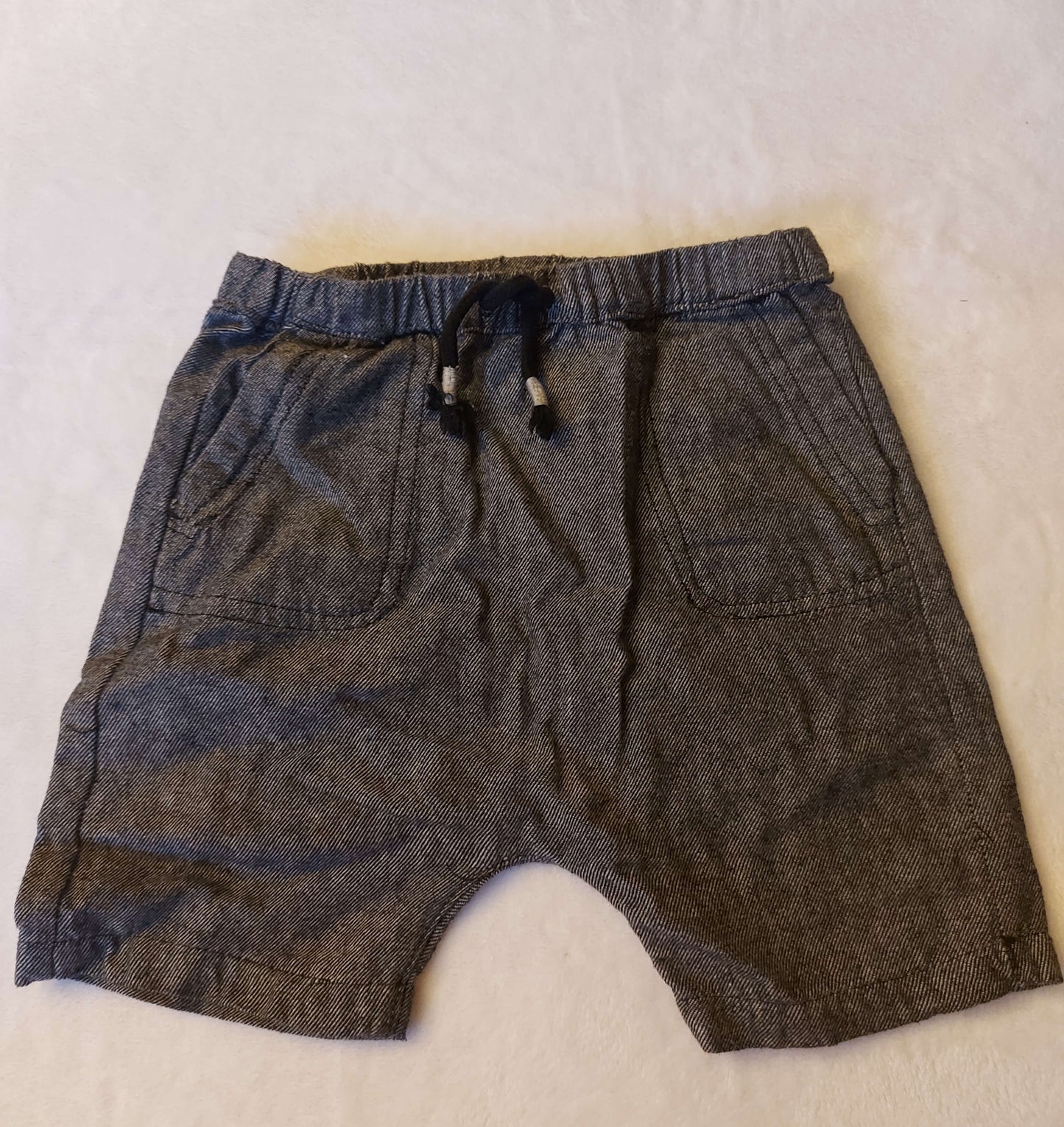 Bundle of 6 pairs of summer shorts, size 2T, Kids 2T
