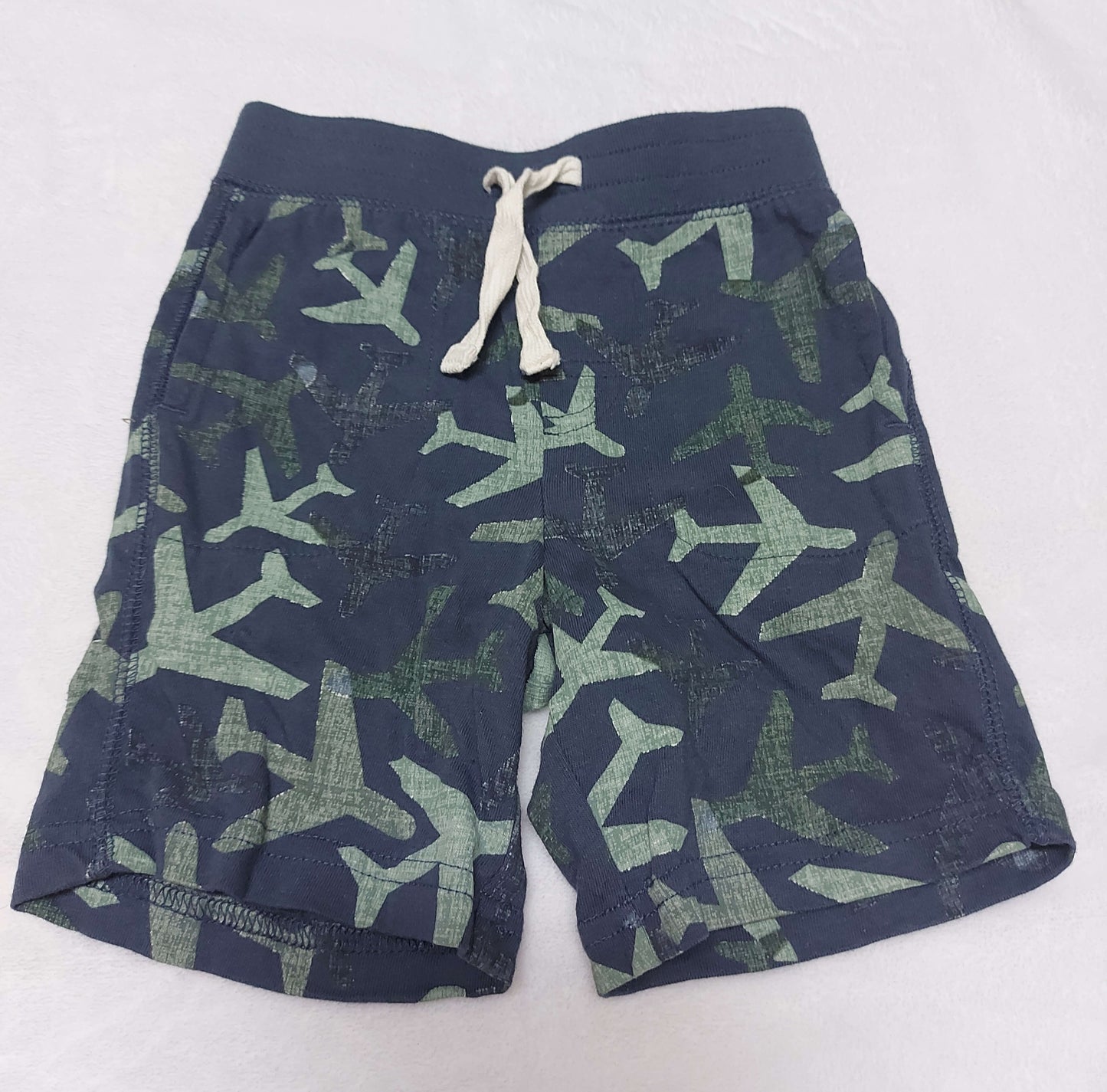 Bundle of 6 pairs of summer shorts, size 2T, Kids 2T