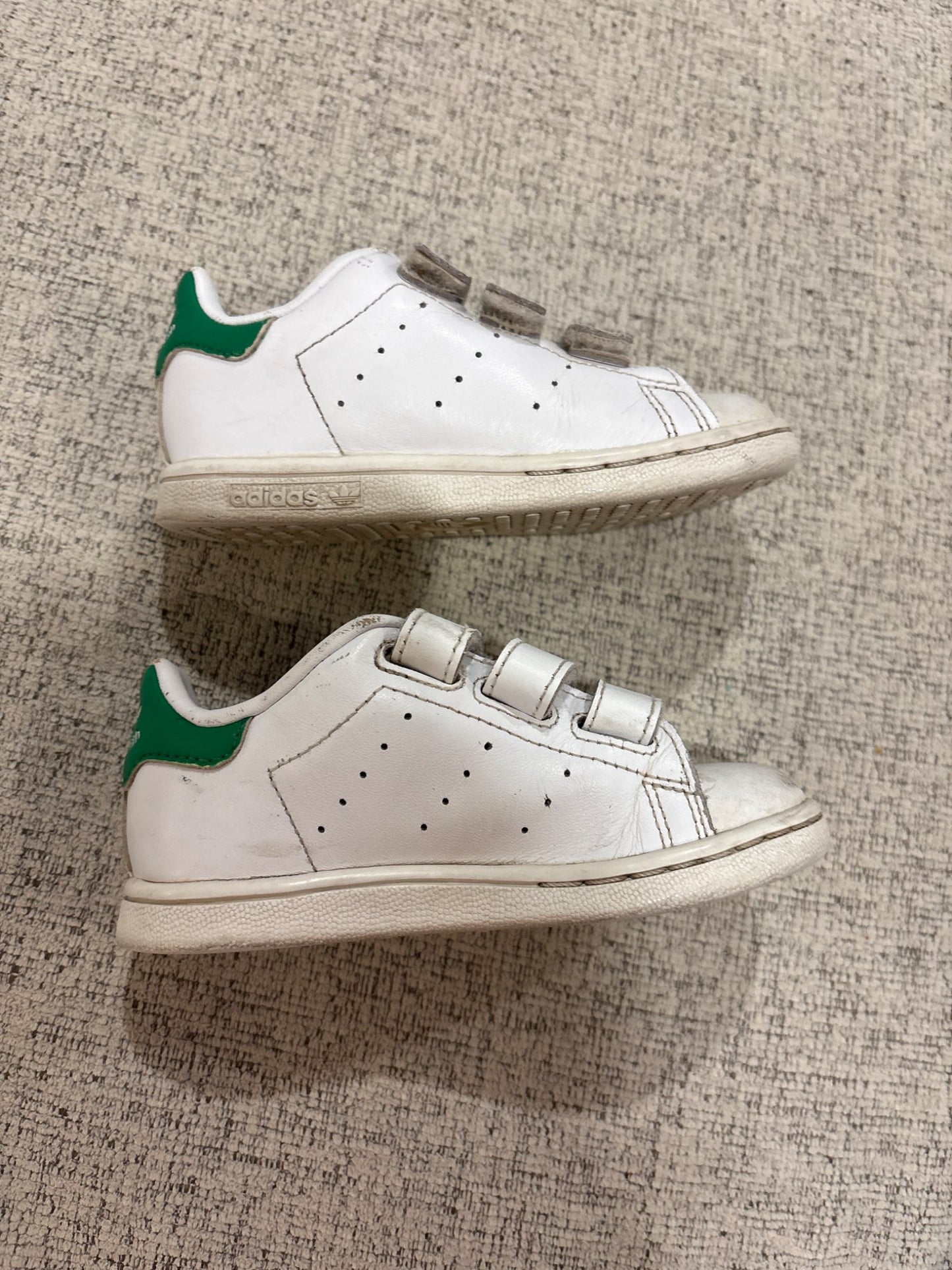 Adidas 8T, Shoes 8 (Toddler:2-4yr)