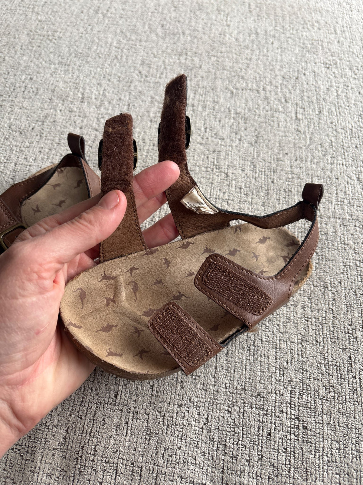 Size 8T fake leather Velcro sandals , Shoes 8 (Toddler:2-4yr)