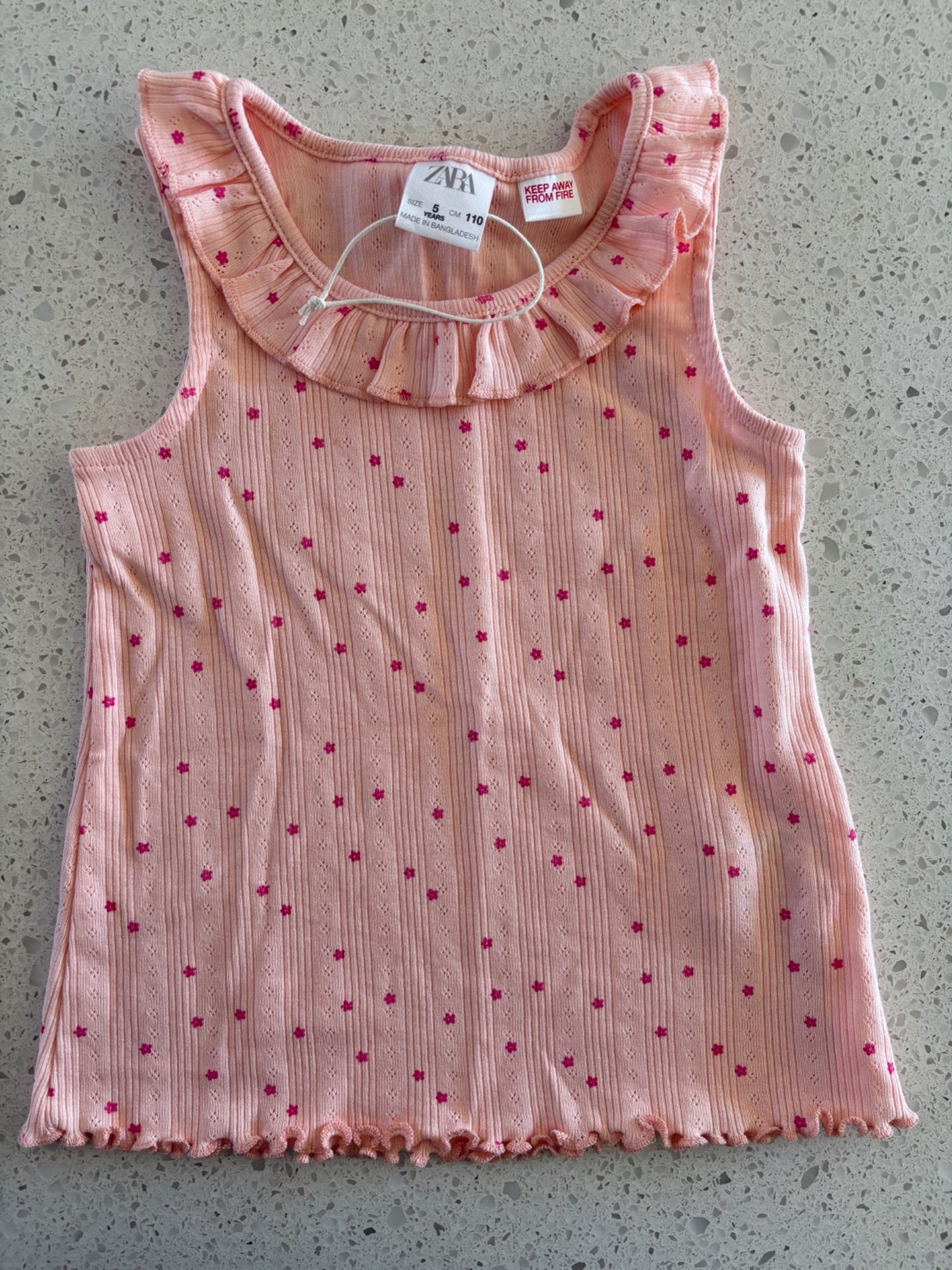 Zara & Gap Girls Tank and Shorts Bundle 5T, Kids 5/5T (extra small)
