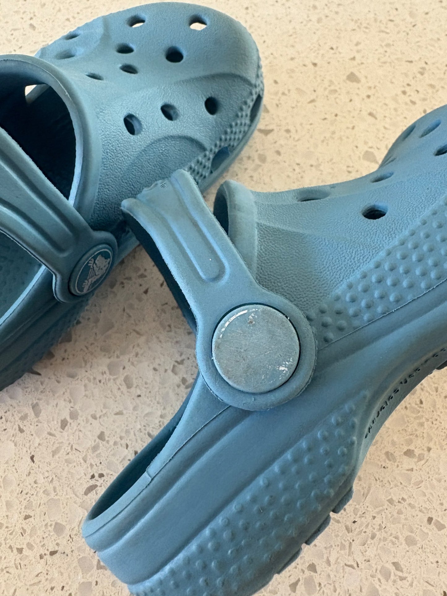 Blue Crocs Size 6-7 , Shoes 6 (Walkers:12-24 mth)