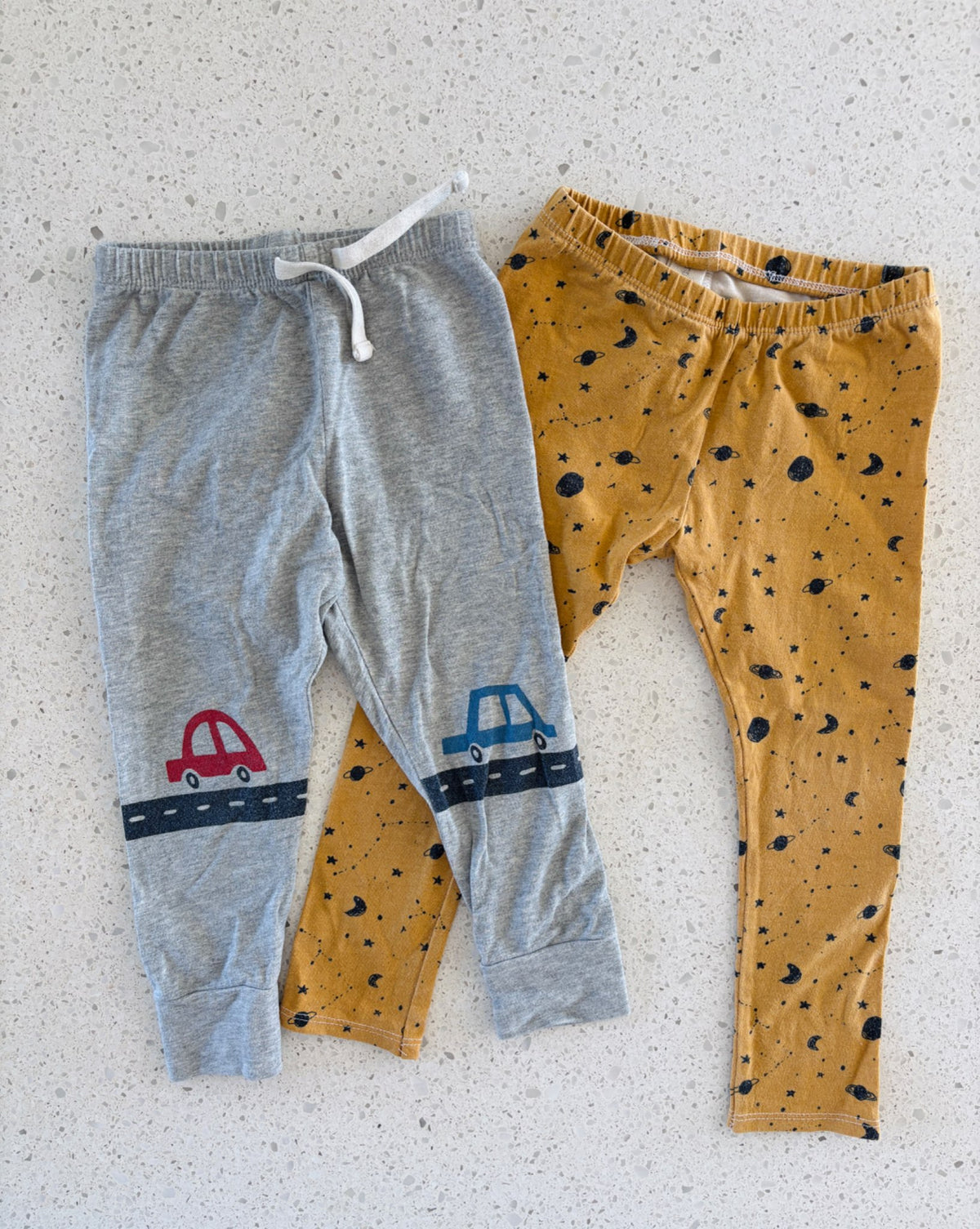 Mixed Boy Bundle 2 Pants 1 shirt (24 month) , Kids 24 Month (18-24M)