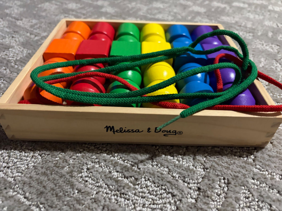 Melissa and Doug Primary Lacing Beads